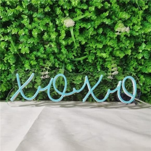Neon Light Sign LED XOXO Night Lights USB Operated Decorative Marquee Sign Bar - Picture 5 of 5